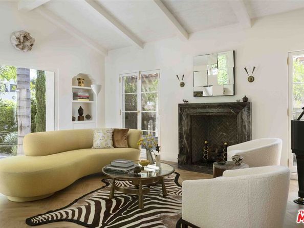 419 Huntley Drive, West Hollywood CA 90048