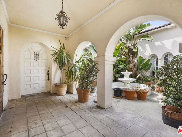 609 S Highland Avenue, Los Angeles CA 90036