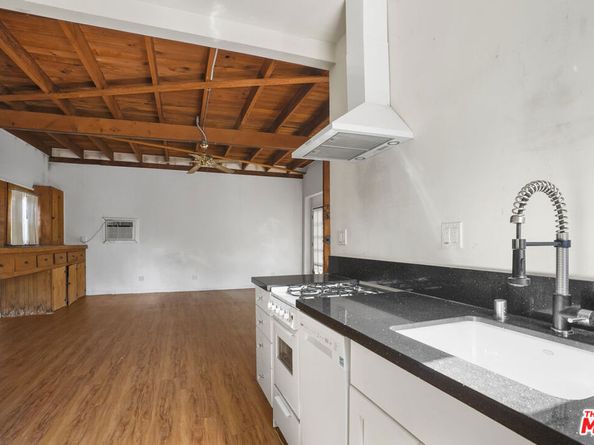 609 S Highland Avenue, Los Angeles CA 90036