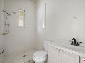 609 S Highland Avenue, Los Angeles CA 90036