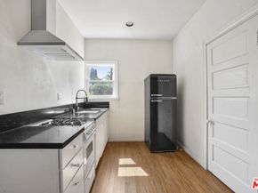 609 S Highland Avenue, Los Angeles CA 90036