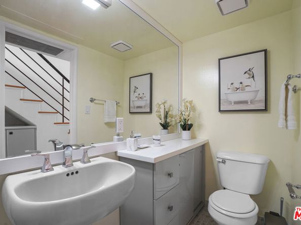 2454 4th Street 5, Santa Monica CA 90405