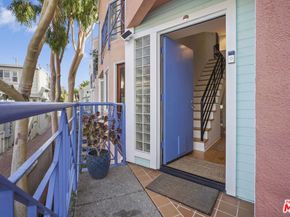 2454 4th Street 5, Santa Monica CA 90405