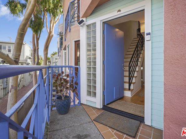2454 4th Street 5, Santa Monica CA 90405