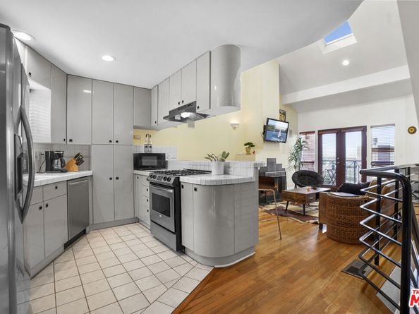 2454 4th Street 5, Santa Monica CA 90405