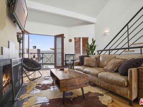2454 4th Street 5, Santa Monica CA 90405