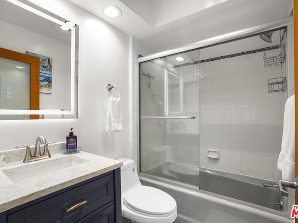 2454 4th Street 5, Santa Monica CA 90405