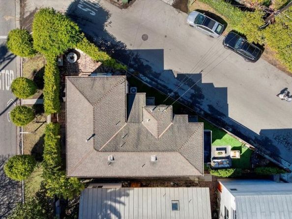 2504 Ocean Avenue, Venice CA 90291