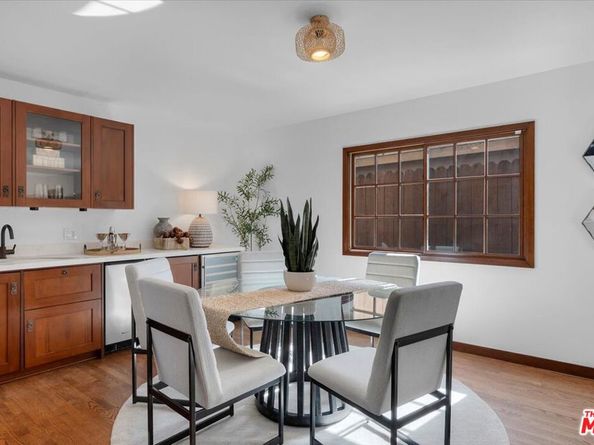 2504 Ocean Avenue, Venice CA 90291