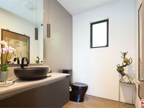 844 N Harper Avenue, Los Angeles CA 90046