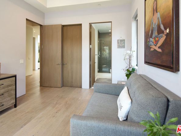 844 N Harper Avenue, Los Angeles CA 90046