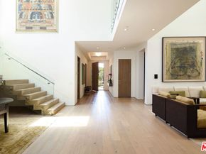 844 N Harper Avenue, Los Angeles CA 90046