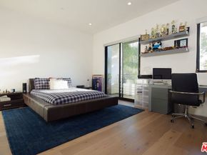 844 N Harper Avenue, Los Angeles CA 90046