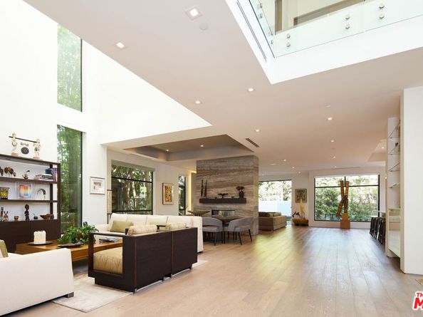 844 N Harper Avenue, Los Angeles CA 90046