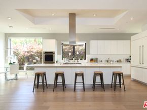 844 N Harper Avenue, Los Angeles CA 90046