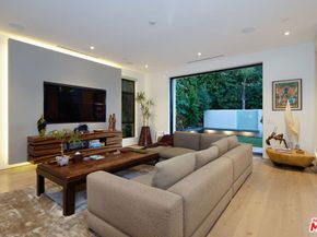 844 N Harper Avenue, Los Angeles CA 90046