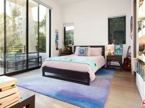 844 N Harper Avenue, Los Angeles CA 90046