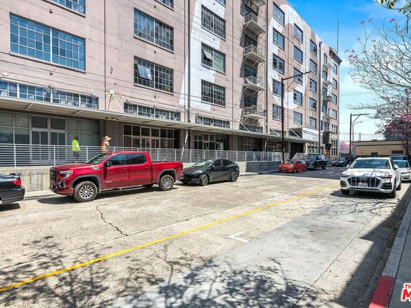 1855 Industrial Street 703, Los Angeles CA 90021