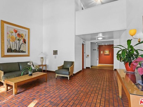 4295 Via Arbolada 101, Los Angeles CA 90042