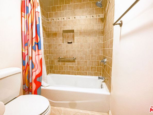 8105 Raintree Circle, Culver City CA 90230