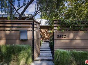 2422 Claremont Avenue, Los Angeles CA 90027