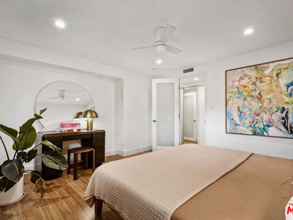 2422 Claremont Avenue, Los Angeles CA 90027