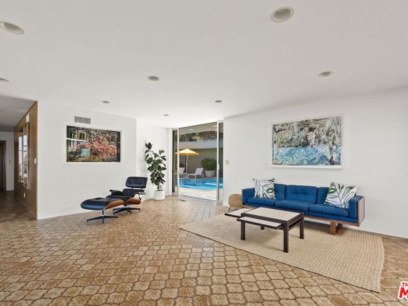 14513 Mulholland Drive, Los Angeles CA 90077