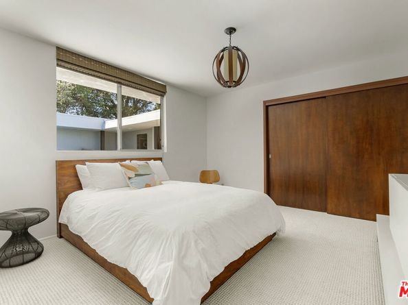 14513 Mulholland Drive, Los Angeles CA 90077