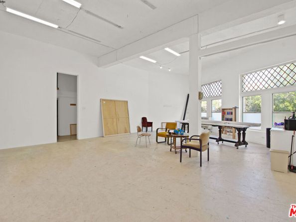 1802 Pacific Avenue, Venice CA 90291