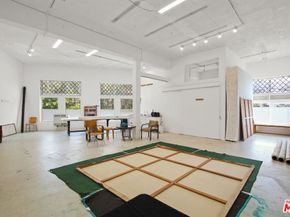 1802 Pacific Avenue, Venice CA 90291