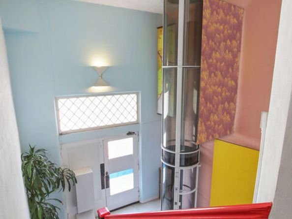 1802 Pacific Avenue, Venice CA 90291