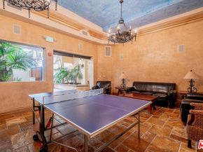 16123 W Sunset Boulevard 305, Pacific Palisades CA 90272