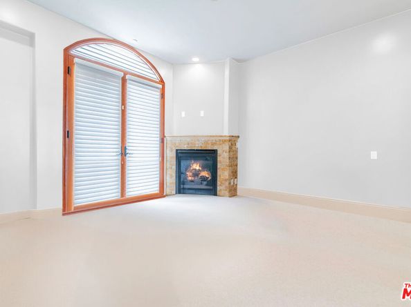 16123 W Sunset Boulevard 305, Pacific Palisades CA 90272