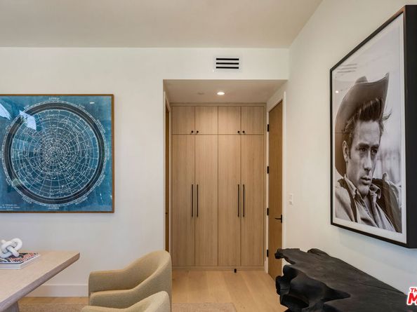 2115 Walnut Avenue, Venice CA 90291