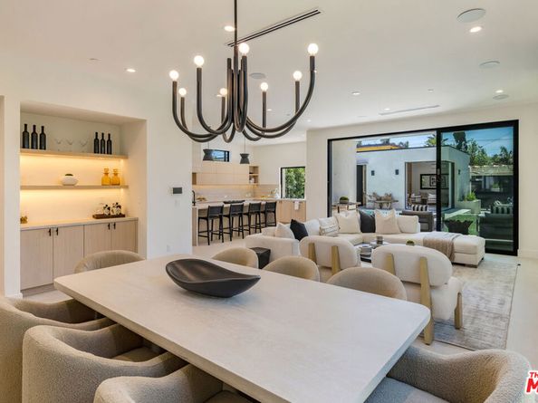 2115 Walnut Avenue, Venice CA 90291