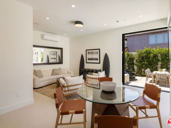 2115 Walnut Avenue, Venice CA 90291