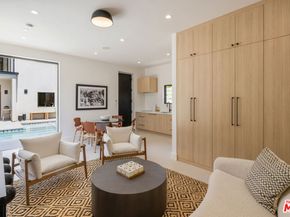 2115 Walnut Avenue, Venice CA 90291