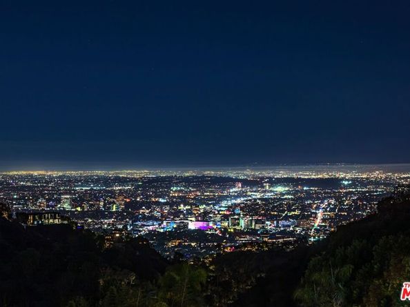 1895 Rising Glen Road, Los Angeles CA 90069