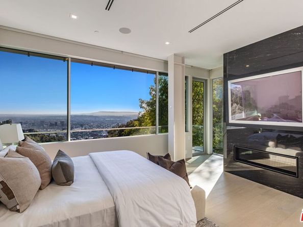 1895 Rising Glen Road, Los Angeles CA 90069