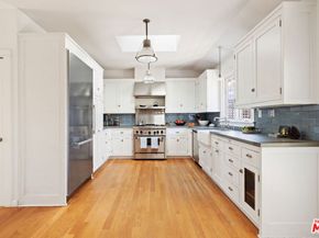 2621 Grandview Avenue, Venice CA 90291