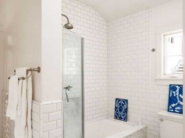 2621 Grandview Avenue, Venice CA 90291