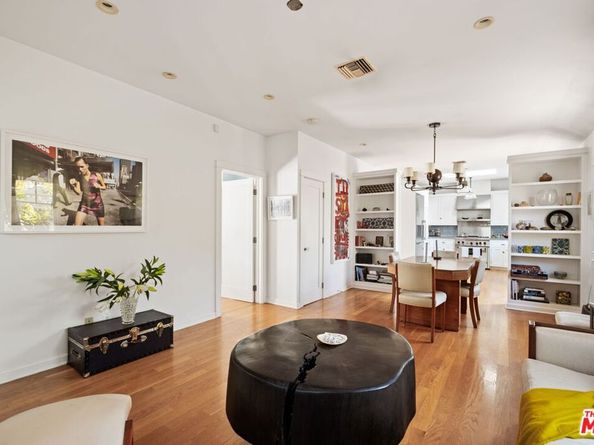 2621 Grandview Avenue, Venice CA 90291