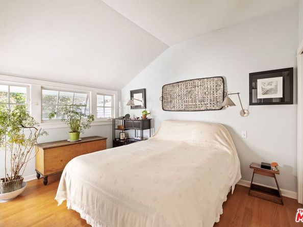 2621 Grandview Avenue, Venice CA 90291