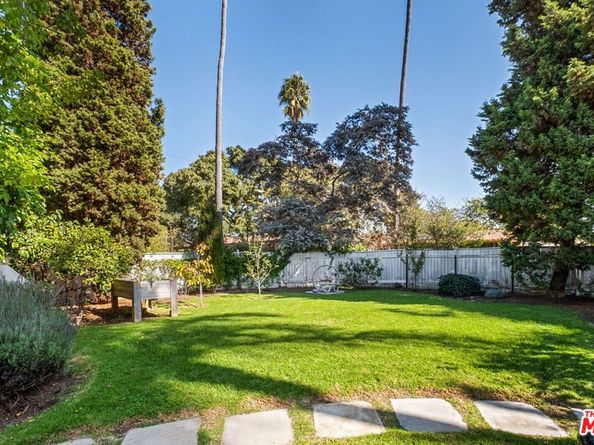 2621 Grandview Avenue, Venice CA 90291