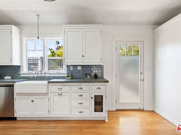 2621 Grandview Avenue, Venice CA 90291