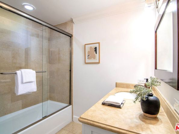 1132 Chantilly Road, Los Angeles CA 90077