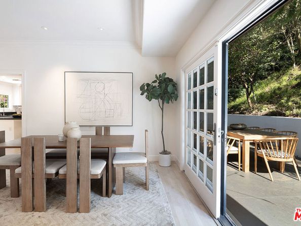 1132 Chantilly Road, Los Angeles CA 90077