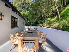 1132 Chantilly Road, Los Angeles CA 90077