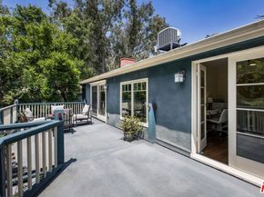 2555 N Altadena Drive, Altadena CA 91001