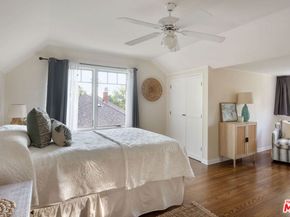 2555 N Altadena Drive, Altadena CA 91001